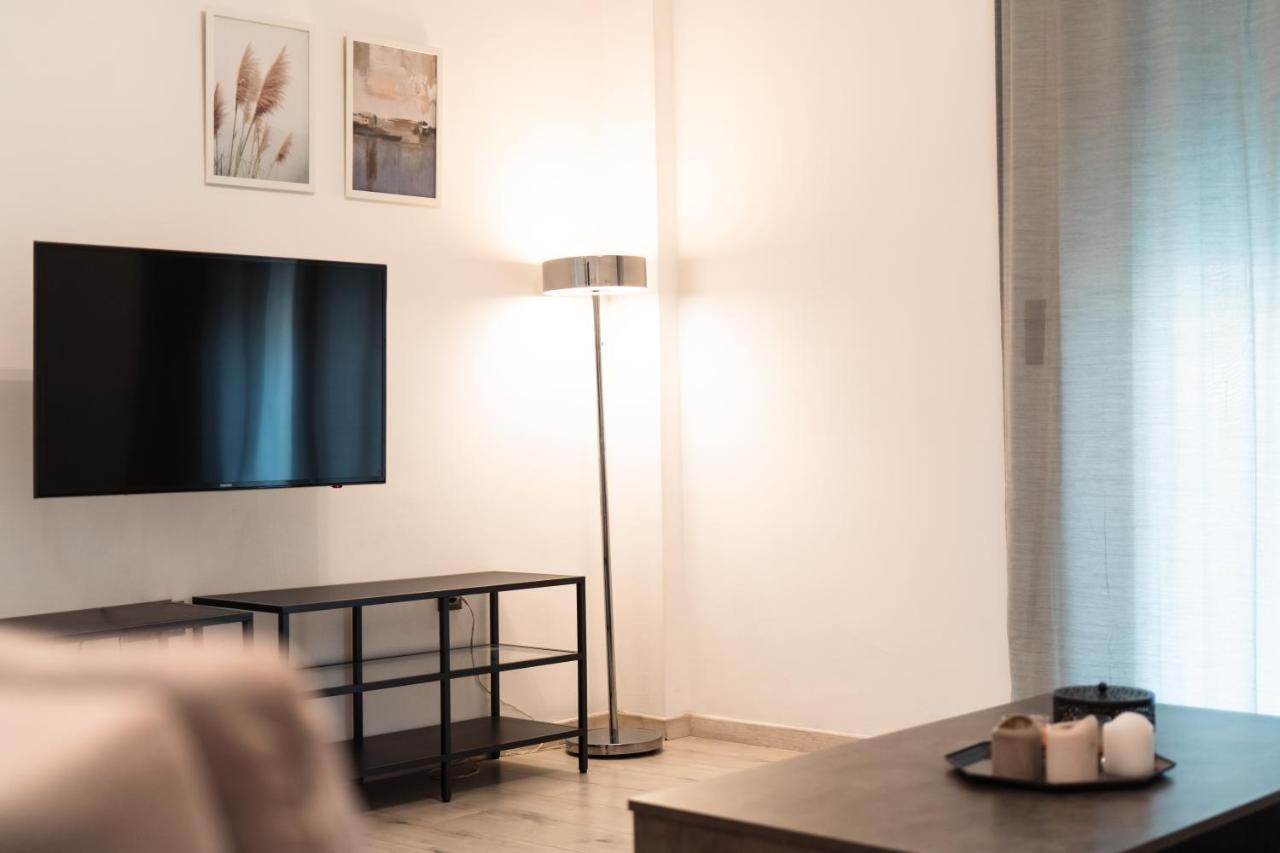 Urban Serenity Gem In Kallithea Neighbourhood! Athens Luaran gambar